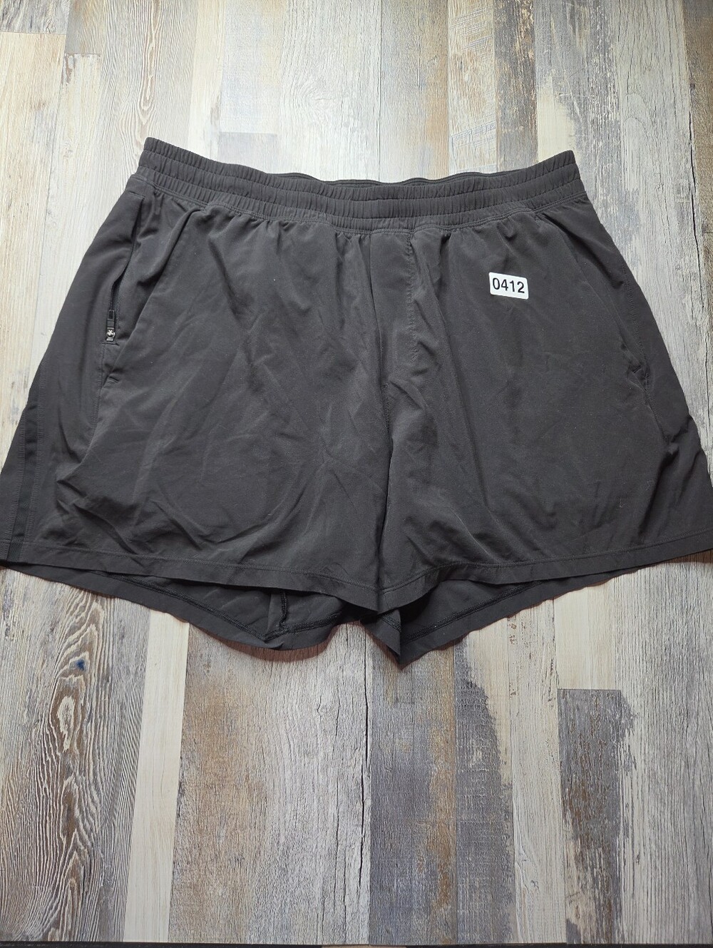 Lululemon Men's XL Shorts Black Lined 5" Inseam